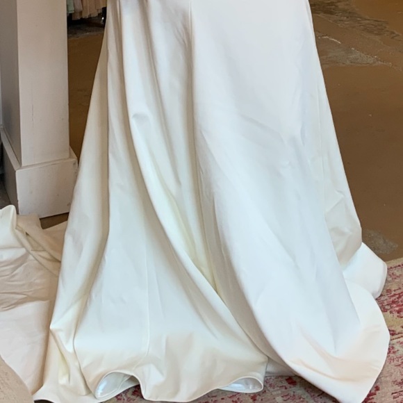 Wedding Dress - Picture 3 of 3